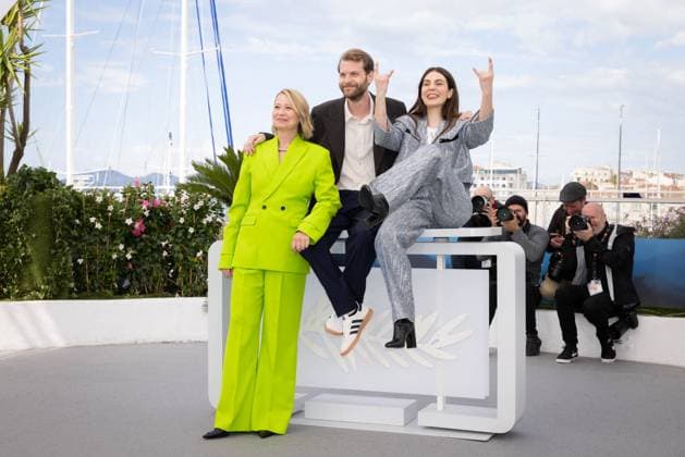 Cannes - Pigen Med Nalen Photocall Trine Dyrholm, Magnus von Horn and Vic Carmen Sonne attend the Pigen Med Nalen (The Girl With The Needle) Photocall at the 77th annual Cannes Film Festival at Palais des Festivals on May 16, 2024 in Cannes, France. Photo by Shootpix ABACAPRESS.COM Cannes France  Copyright: xShootpix ABACAx