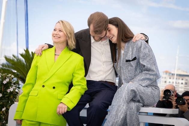 Cannes - Pigen Med Nalen Photocall Trine Dyrholm, Magnus von Horn and Vic Carmen Sonne attend the Pigen Med Nalen (The Girl With The Needle) Photocall at the 77th annual Cannes Film Festival at Palais des Festivals on May 16, 2024 in Cannes, France. Photo by Shootpix ABACAPRESS.COM Cannes France  Copyright: xShootpix ABACAx