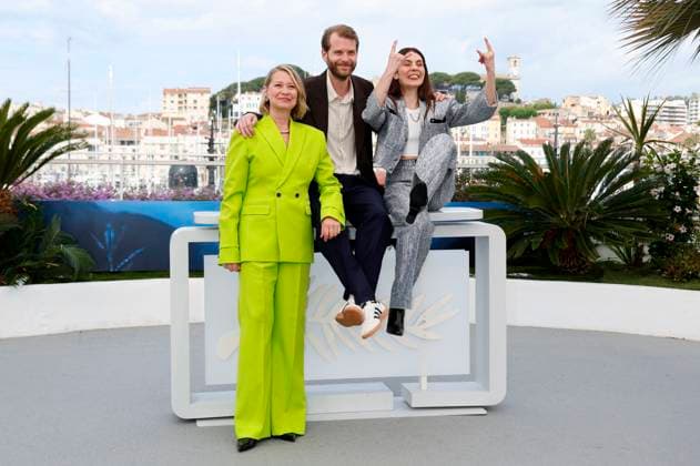 Trine Dyrholm, Magnus von Horn and Vic Carmen Sonne at the photocall for the feature film Pigen med nalen The Girl with the Needle at the Festival de Cannes 2024 77 Cannes International Film Festival at the Palais des Festivals Cannes, 16 05 2024 Foto:xD.xBedrosianx xFuturexImagex nalen_4515