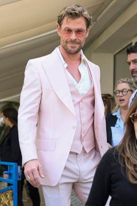 Cannes - Chris Hemsworth At The Martinez Chris Hemsworth is spotted at Hotel Martinez during 77th Cannes Film Festival in Cannes, France on May 16, 2024. Photo by Marco Piovanotto ABACAPRESS.COM Cannes France  Copyright: xPiovanottoxMarco ABACAx