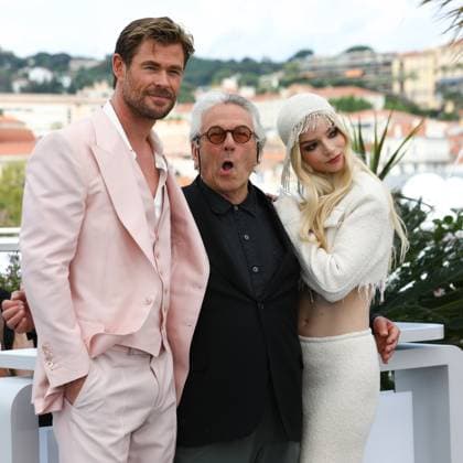 May 16, 2024, Cannes, Cote D azur, France: CHRIS HEMSWORTH, director GEORGE MILLER and ANYA TAYLOR-JOY pose during the Furiosa: A Mad Max Saga photocall at the 77th Annual Cannes Film Festival at Palais des Festivals in Cannes, France Cannes France - ZUMAc179 20240516_zep_c179_011 Copyright: xMickaelxChavetx