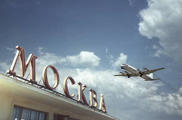 Archivbilder der Woche KW20 Moscow-Prague flight 2574401 01.03.1963 A Moscow-Prague flight over a Moscow airport. Georgij Sputnik Moscow Russia  Copyright: xGeorgijx