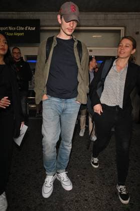 Cannes 2024 Celebs At Nice Airport Mike Faist arriving at Nice airport ahead of the 77th Cannes Film Festival in Nice, France on May 16, 2024. Photo by Julien Reynaud APS-Medias ABACAPRESS.COM Nice France  Copyright: xReynaudxJulien APS-Medias ABACAx