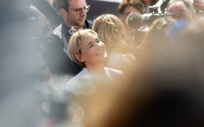 77eme Festival International du Film de Cannes Judith Godreche et lequipe de son court metrage Moi Aussi sur les marches 77th Cannes International Film Festival Judith Godreche and the team of her short film Moi Aussi on the steps 304999 2024 05 15 France Godreche, Judith  Copyright: xEstellexCarlierx xStarfacex STAR_304999_016