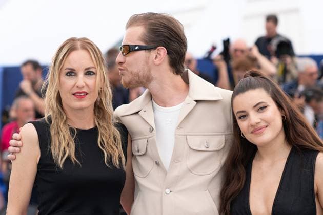 Cannes Diamant Brut Photocall Agathe Riedinger, Idir Azougli and Malou Khebizi attending the Diamant Brut Photocall as part of the 77th Cannes International Film Festival in Cannes, France on May 16, 2024. Photo by Aurore Marechal ABACAPRESS.COM Cannes France  Copyright: xMarechalxAurore ABACAx