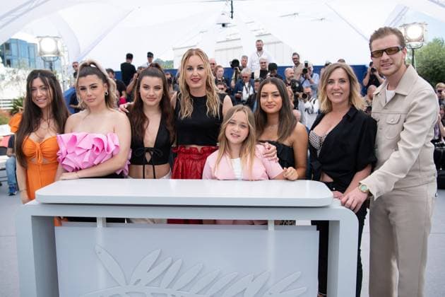 Cannes Diamant Brut Photocall Idir Azougli, Andrea Bescond, Lea Gorla, Ashley Romano, Agathe Riedinger, Malou Khebizi, Kilia Fernane and Alexandra Noisier attending the Diamant Brut Photocall as part of the 77th Cannes International Film Festival in Cannes, France on May 16, 2024. Photo by Aurore Marechal ABACAPRESS.COM Cannes France  Copyright: xMarechalxAurore ABACAx