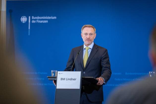 166 Tax estimate Christian Lindner Federal Minister of Finance FDP at the press conference on the 166 tax estimate at the Federal Ministry of Finance, Berlin , 16 05 2024 Berlin Berlin Germany