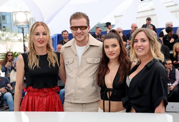 Photocall du film Diamant brut lors du 77eme Festival International du Film de Cannes Agathe Riedinger, Idir Azougli, Malou Khebizi et AndrÃ a Bescond au photocall du film Diamant brut lors du 77eme Festival International du Film de Cannes, France, le 16 mai 2024 Jacovides Moreau Bestimage Diamant Brut Wild Diamond Photocall at the 77th annual Cannes Film Festival at Palais des Festivals on May 16, 2024 in Cannes, France Cannes France  Copyright: xJACOVIDES-MOREAUx xBESTIMAGExJACOVIDES-MOREAUx xBESTIMAGEx