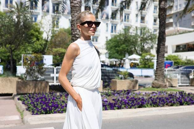 Cannes - Caro Daur At Martinez Hotel Caro Daur is spotted at Martinez Hotel during 77th Cannes Film Festival in Cannes, France on May 16, 2024. Photo by Marco Piovanotto ABACAPRESS.COM Cannes France  Copyright: xPiovanottoxMarco ABACAx