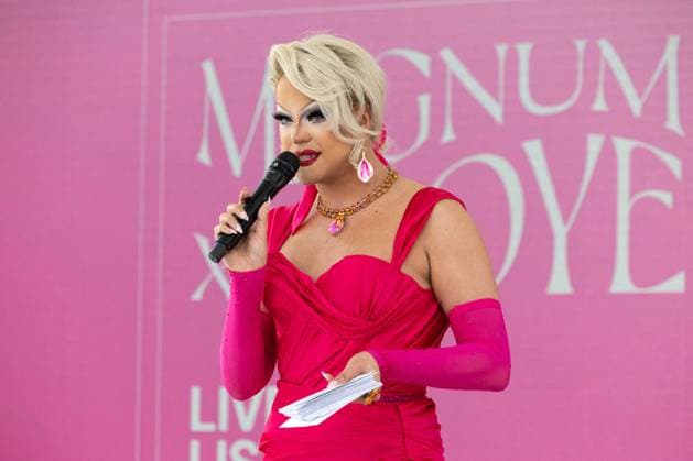 Magnum Beach press conference during the 77th Cannes International Film Festival Nicky Doll Magnum Beach press conference during the 77th Cannes International Film Festival on May 16, 2024 Cannes France Jeremy Melloul Magnum Cannes via Bestimage Magnum Beach press conference during the 77th Cannes International Film Festival on May 16, 2024 Cannes France  Copyright: xJeremyxMelloulx xBestimagexJeremyxMelloulx xBestimagex