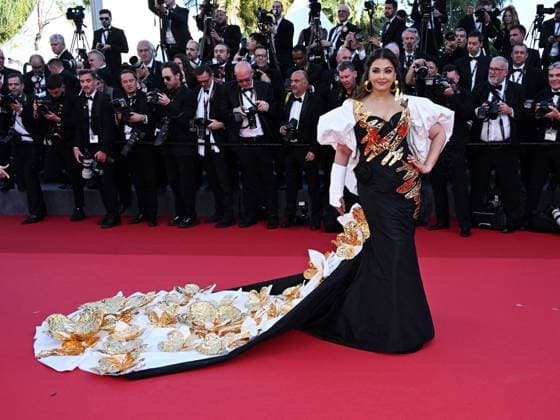 Cannes, France: Cannes, 77th Cannes Film Festival 2024, Third evening - red carpet of the film MEGALOPOLIS - In the photo Aishwarya Rai Bachchan Cannes France  - ZUMAp169 20240516_zea_p169_987 Copyright: xSimonexComix