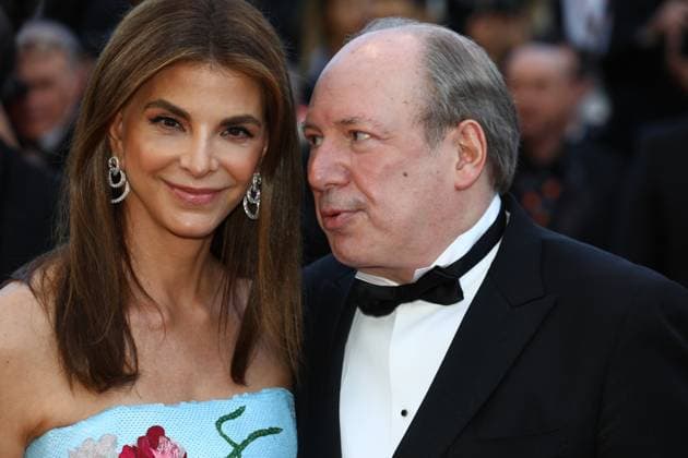 May 16, 2024, Cannes, Cote D azur, France: Film score composer HANS ZIMMER and his wife DINA DE LUCA walk the red carpet for the Megalopolis Premiere screening at the 77th Annual Cannes Film Festival at Palais des Festivals in Cannes, France Cannes France - ZUMAc179 20240516_zep_c179_200 Copyright: xMickaelxChavetx