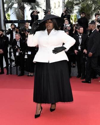 Internationale Filmfestspiele von Cannes, Sängerin Yseult auf dem Roten Teppich 77th Cannes Film Festival 2024, Red carpet film Megalopolis Cannes, 77th Cannes Film Festival 2024, Red carpet film Megalopolis In the photo: Yseult Cannes France  Copyright: xIPA ABACAx
