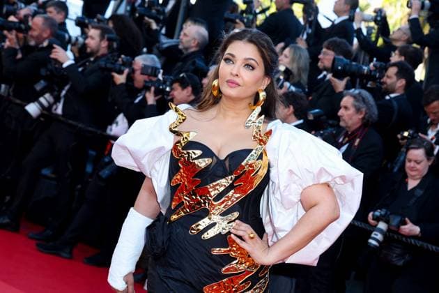 J MontÃ e des marches du film Â Megalopolis Â lors du 77eme Festival International du Film de Cannes Aishwarya Rai Bachchan MontÃ e des marches du film Â Megalopolis Â lors du 77eme Festival International du Film de Cannes, au Palais des Festivals Ã Cannes On may 16th 2024 Jacovides Moreau Bestimage Red carpet of the movie Â Megalopolis Â during the 77th Cannes International Film Festival at the Palais des Festivals in Cannes, France On may 16th 2024 Cannes France  Copyright: xJACOVIDES-MOREAUx xBESTIMAGExJACOVIDES-MOREAUx xBESTIMAGEx