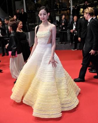 Cannes, France: Cannes, 77th Cannes Film Festival 2024, Red Carpet film Twilight Of The Warriors: Walled In (City Of Darkness) Pictured: Qian Hui Cannes France  - ZUMAp169 20240517_zea_p169_054 Copyright: xAlbertoxTerenghix