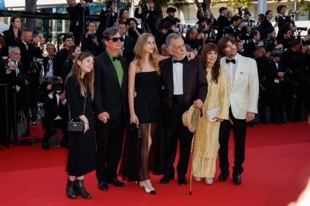 Festival de Cannes Megapolis Premiere Roman Coppola, Romy Croquet Mars, Francis Ford Coppola, Talia Shire and Robert Coppola Schwartzman at the premiere of Megalopolis as part of the 77 Cannes International Film Festival 2024 at the Palais des Festivals in Cannes on 16 05 2024 Copyright: xEventpressxKochanx