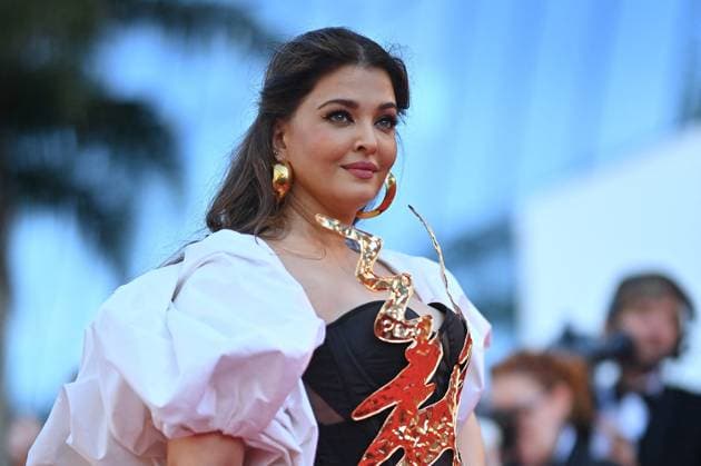 Cannes - Megalopolis Screening Megalopolis Red Carpet - The 77th Annual Cannes Film Festival CANNES, FRANCE - MAY 16 Aishwarya Rai attends the Megalopolis Red Carpet at the 77th annual Cannes Film Festival at Palais des Festivals on May 16, 2024 in Cannes, France. Photo by Franck Castel ABACAPRESS.COM Cannes France  Copyright: xCastelxFranck ABACAx