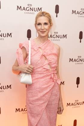 magnum day1 party Kelly Rutherford, Magnum Beach party during the 77th Cannes International Film Festival on May 16, 2024 Cannes France Jeremy Melloul Magnum Cannes via Bestimage Magnum Beach party during the 77th Cannes International Film Festival on May 16, 2024 Cannes France  Copyright: xJeremyxMelloulx xMagnumxCannesxviaxBestimagexJeremyxMelloulx xMagnumxCannesxviaxBestimagex