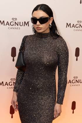 magnum day1 party Charlie XCX, Magnum Beach party during the 77th Cannes International Film Festival on May 16, 2024 Cannes France Jeremy Melloul Magnum Cannes via Bestimage Magnum Beach party during the 77th Cannes International Film Festival on May 16, 2024 Cannes France  Copyright: xJeremyxMelloulx xMagnumxCannesxviaxBestimagexJeremyxMelloulx xMagnumxCannesxviaxBestimagex