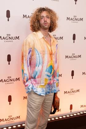 magnum day1 party Romain Berg Magnum beach party during the 77th Cannes International Film Festival on May 16, 2024 Cannes France Jeremy Melloul Magnum Cannes via Bestimage Magnum Beach party during the 77th Cannes International Film Festival on May 16, 2024 Cannes France  Copyright: xJeremyxMelloulx xMagnumxCannesxviaxBestimagexJeremyxMelloulx xMagnumxCannesxviaxBestimagex