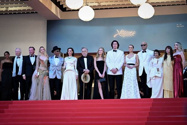 77e Festival International du Film de Cannes Marches du film Megalopolis 77th International Cannes Film Festival Festival de Cannes 2024 77e Ã dition montee Megaloplis Sweeney, Grace VanderWaal, Giancarlo Esposito, Aubrey Plaza, Francis Ford Coppola, Romy Croquet Mars, Adam Driver and Nathalie Emmanuel 305042 2024 05 16 France  Copyright: xLionelxGuericolas MPPx STAR_305042_100
