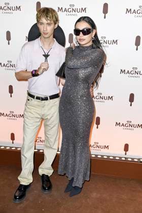 May 16, 2024: Troye Sivan and Charli XCX attend the MagnumÃ¢â‚¬Â¯Wherever Pleasure Takes YouÃ¢â‚¬Â¯party during the 77th Cannes Film Festival at Magnum Beach in Cannes, France, on 16 May 2024. Photo: - ZUMAm179 20240516_zep_m179_119 Copyright: xAlecxMichaelx