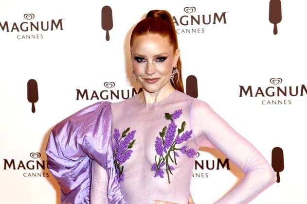 Bilder des Jahres 2024, Entertainment 05 Mai Entertainment Themen der Woche KW20 Barbara Meier bei der Magnum - Wherever Pleasure Takes You Party während des Festival de Cannes 2024 77. Internationale Filmfestspiele von Cannes im Magnum Beach Palais StÃ phanie. Cannes, 16.05.2024 *** Barbara Meier at the Magnum Wherever Pleasure Takes You Party during the Festival de Cannes 2024 77 Cannes International Film Festival at the Magnum Beach Palais StÃ phanie Cannes, 16 05 2024 Foto:xD.xBedrosianx xFuturexImagex magnum_4547