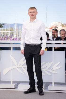 Cannes - Vingt Dieux Photocall Clement Faveau attend the Vingt Dieux (Holy Cow) Photocall at the 77th annual Cannes Film Festival at Palais des Festivals on May 17, 2024 in Cannes, France. Photo by Shootpix ABACAPRESS.COM Cannes France  Copyright: xShootpix ABACAx