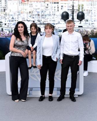 Cannes, 77th Cannes Film Festival 2024, Red carpet film Vingt Dieux (Holy Cow) In the photo: Louise Courvoisier, Luna Garret, MaÃ¯wene Barthelemy, Clement Faveau  Copyright: xAlbertoxTerenghix xipa-agency.nex xPoolxPhotoxEventsx03x IPA_Agency_IPA46172252