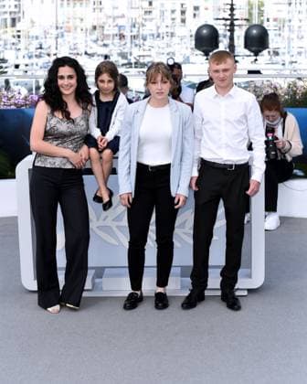 Cannes, 77th Cannes Film Festival 2024, Red carpet film Vingt Dieux (Holy Cow) In the photo: Louise Courvoisier, Luna Garret, MaÃ¯wene Barthelemy, Clement Faveau  Copyright: xAlbertoxTerenghix xipa-agency.nex xPoolxPhotoxEventsx03x IPA_Agency_IPA46172260
