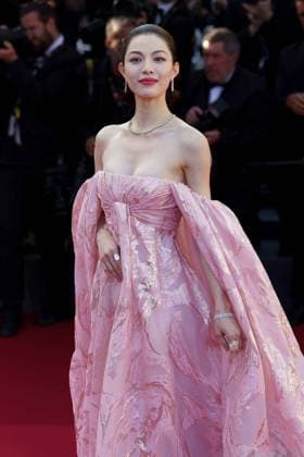 Cannes, France 16th May, 2024 Zhong Chuxi attends Megalopolis Screening red carpet at the 77th annual Cannes Film Festival at Palais des Festivals on May 16, 2024 in Cannes, France CINEMA 77eme Festival de Cannes Red Carpet du film Megalopolis 16 05 2024 NorbertScanella Panoramic 