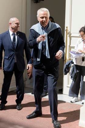Cannes - John Voight Exits The Carlton Jon Voight exits the Hotel Carlton to attend the press conference of the film Megalopolis during 77th Cannes Film Festival. Cannes, France, May 17, 2024. Photo by Marco Piovanotto ABACAPRESS.COM Cannes France  Copyright: xPiovanottoxMarco ABACAx