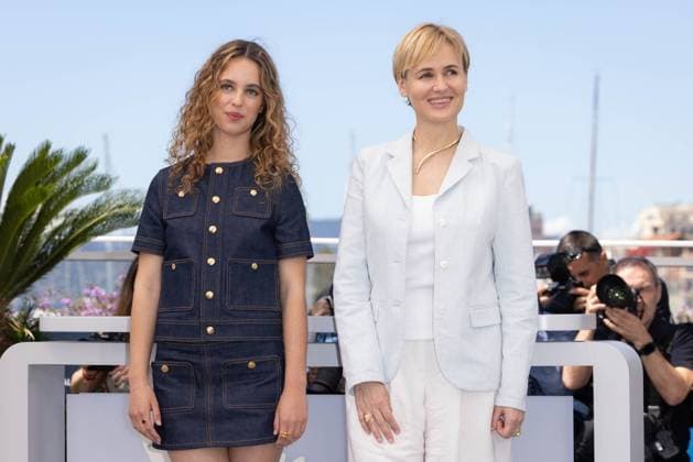 Cannes - Moi Aussi Me Too Photocall Director Judith Godreche and Tess Barthelemy attend the Moi Aussi (Me Too) Photocall at the 77th annual Cannes Film Festival at Palais des Festivals on May 17, 2024 in Cannes, France. Photo by Shootpix ABACAPRESS.COM Cannes France  Copyright: xShootpix ABACAx