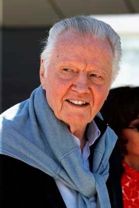 Megalopolis photocall in Cannes CANNES, FRANCE - MAY 17: Jon Voight attends the Megalopolis photocall at the 77th annual Cannes Film Festival at Palais des Festivals on May 17, 2024 in Cannes, France. CAP GOL GOL Cannes Provence-Alpes-Cete d Azur France Copyright: xRickxGold CapitalxPicturesx