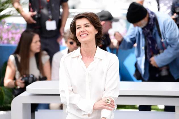 CANNES, FRANCE MAY 17 Irene JACOB, actress during the photocall of the film Â Rendez vous avec Pol Pot Â from Cannes Premiere to the 77th Cannes Film Festival at the Palais des Festivals on May 17, 2024 in Cannes, France CELEBRITES 77eme Festival de Cannes Photocall 17 05 2024 ValentinaClaret Panoramic 