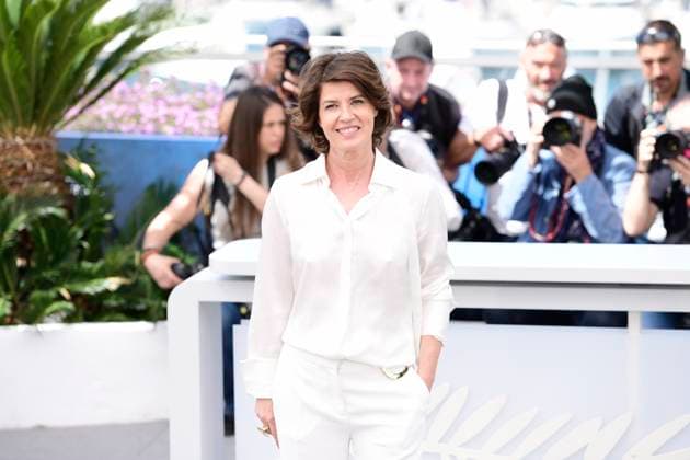 CANNES, FRANCE MAY 17 Irene JACOB, actress during the photocall of the film Â Rendez vous avec Pol Pot Â from Cannes Premiere to the 77th Cannes Film Festival at the Palais des Festivals on May 17, 2024 in Cannes, France CELEBRITES 77eme Festival de Cannes Photocall 17 05 2024 ValentinaClaret Panoramic 