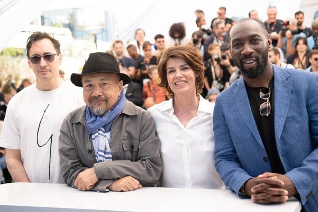 Cannes Rendez-Vous Avec Pol Pot Photocall Gregoire Colin, Rithy Panh, Irene Jacob and Cyril Guei attending the Rendez-Vous Avec Pol Pot (Meeting With Pol Pot) Photocall as part of the 77th Cannes International Film Festival in Cannes, France on May 17, 2024. Photo by Aurore Marechal ABACAPRESS.COM Cannes France  Copyright: xMarechalxAurore ABACAx