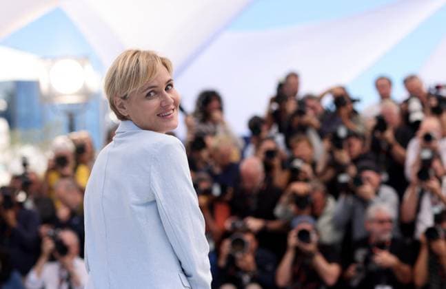Photocall du film Moi Aussi lors du 77eme Festival International du Film de Cannes Judith Godreche au photocall du film Moi Aussi lors du 77eme Festival International du Film de Cannes au Palais des Festivals eCannes, France, le 17 mai 2024 Jacovides Moreau Bestimage Me Too Photocall at the 77th annual Cannes Film Festival at Palais des Festivals on May 17, 2024 in Cannes, France Cannes France  Copyright: xJACOVIDES-MOREAUx xBESTIMAGExJACOVIDES-MOREAUx xBESTIMAGEx