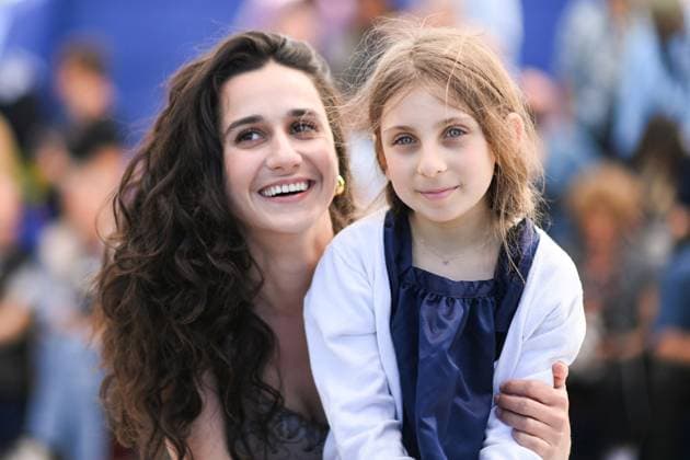 Cannes Holy Cow Photocall Louise Courvoisier and Luna Garret attending the Vingt Dieux (Holy Cow) Photocall as part of the 77th Cannes International Film Festival in Cannes, France on May 17, 2024. Photo by Aurore Marechal ABACAPRESS.COM Cannes France  Copyright: xMarechalxAurore ABACAx