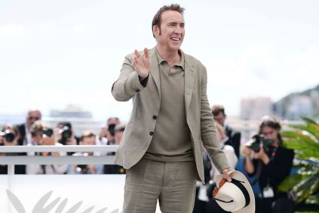 CANNES, FRANCE MAY 17 Nicolas CAGE, actor, during the photocall of the film The Surfer in the Midnight Seance at the 77th Cannes Film Festival at the Palais des Festivals on May 17, 2024 in Cannes, France CELEBRITES 77eme Festival de Cannes Photocall 17 05 2024 ValentinaClaret Panoramic 