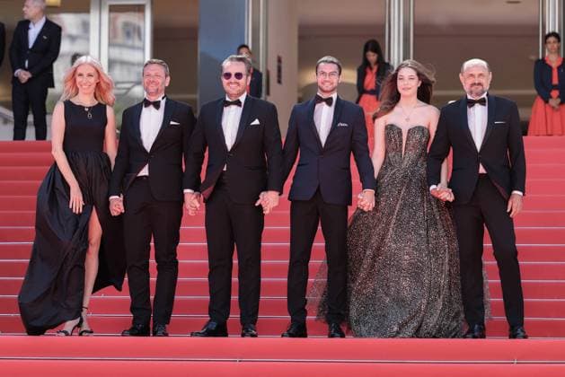 Cannes Three Kilometres To The End Of The World Screening DB Valeriu Andriuta, guests, Emanuel Parvu, Bogdan Dumitrache and guest attending the Trei Kilometri Pana La Capatul Lumii (Three Kilometres To The End Of The World) Red Carpet at the 77th annual Cannes Film Festival at Palais des Festivals on May 17, 2024 in Cannes, France. Photo by David Boyer ABACAPRESS.COM Cannes France  Copyright: xBoyerxDavid ABACAx