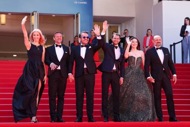 Montee des marches of the film Three Kilometers to the End of the World during the 77th Cannes International Film Festival Guest, Bogdan Dumitrache, Emanuel Parvu, guest, Valeriu Andriuta Montee des marches of the film Three Kilometers to the End of the World during the 77th Cannes International Film Festival, On may 17th 2024 Jacovides Moreau Bestimage Red carpet of the movie Â Three Kilometers to the End of the World Â during the 77th Cannes International Film Festival at the Palais des Festivals in Cannes, France On may 17th 2024 Cannes France  Copyright: xJACOVIDES-MOREAUx xBESTIMAGExJACOVIDES-MOREAUx xBESTIMAGEx