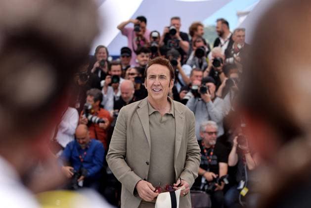 Photocall du film The Surfer lors du 77eme Festival International du Film de Cannes Nicolas Cage Photocall du film The Surfer lors du 77eme Festival International du Film de Cannes le 17 mai 2024 Jacovides Moreau Bestimage Photocall for the film The Surfer at the 77th Cannes International Film Festival on 17 May 2024 Cannes France  Copyright: xJACOVIDES-MOREAUx xBESTIMAGExJACOVIDES-MOREAUx xBESTIMAGEx
