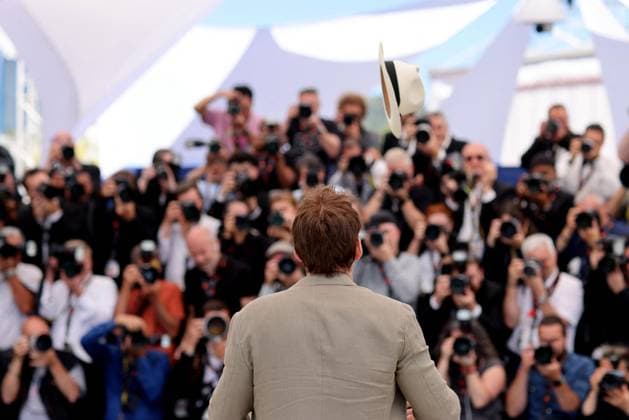 Photocall du film The Surfer lors du 77eme Festival International du Film de Cannes Nicolas Cage Photocall du film The Surfer lors du 77eme Festival International du Film de Cannes le 17 mai 2024 Jacovides Moreau Bestimage Photocall for the film The Surfer at the 77th Cannes International Film Festival on 17 May 2024 Cannes France  Copyright: xJACOVIDES-MOREAUx xBESTIMAGExJACOVIDES-MOREAUx xBESTIMAGEx