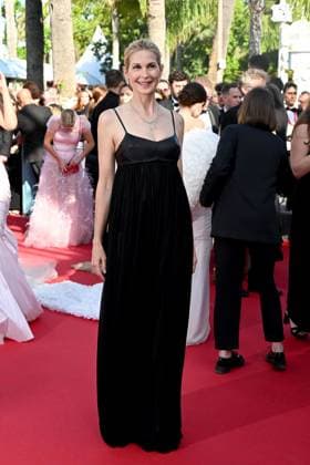 Cannes, France: Cannes,77th Cannes Film Festival 2024 - Fourth Evening - red carpet of the film Kinds of Kindness pictured: Kelly Rutherford Cannes France  - ZUMAp169 20240517_zea_p169_735 Copyright: xSimonexComixipa-agency.netx