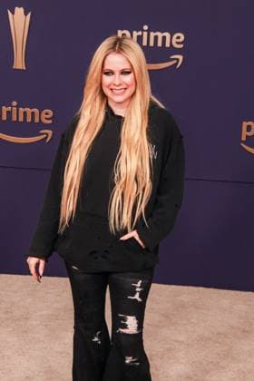 May 16, 2024, Frisco, Tx, USA: Avril Lavigne attends the 59th Academy of Country Music Awards at Omni Frisco Hotel at The Star on May 16, 2024 in Frisco, Texas. Frisco USA - ZUMAs181 20240516_zea_s181_380 Copyright: xOzziexBx