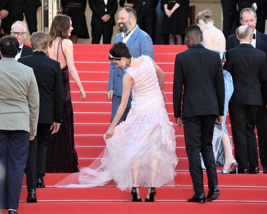 Cannes, France: Cannes, 77th Cannes Film Festival 2024, Red carpet film Kinds of Kindness In the photo: Margaret Qualley Cannes France  - ZUMAp169 20240517_zea_p169_842 Copyright: xAlbertoxTerenghix