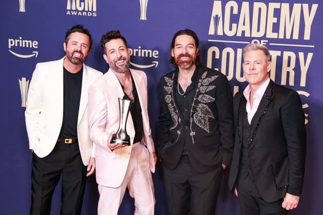 May 16, 2024, Frisco, Tx, USA: Brad Tursi, Matthew Ramsey, Geoff Sprung, and Trevor Rosen of Old Dominion, winners of the Group of the Year award, pose in the press room during the 59th Academy of Country Music Awards at The Ford Center at The Star on May 16, 2024 in Frisco, Texas. Frisco USA - ZUMAs181 20240516_zea_s181_416 Copyright: xOzziexBx