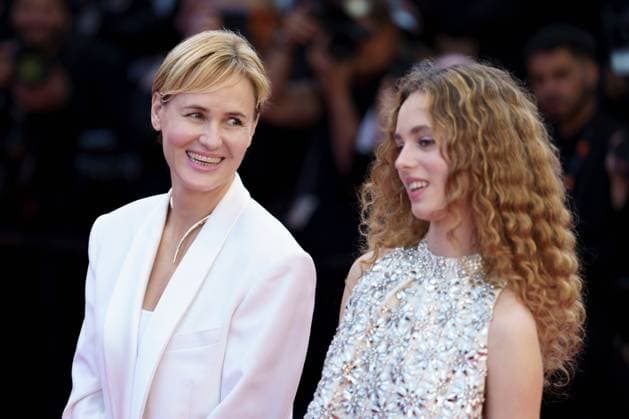 Cannes, France 17th May, 2024 Judith Godreche and Tess Barthelemy attends Kinds of Kindness Screening red carpet at the 77th annual Cannes Film Festival at Palais des Festivals on May 17, 2024 in Cannes, France CINEMA 77eme Festival de Cannes Red Carpet du film Kinds of Kindness 17 05 2024 NorbertScanella Panoramic 