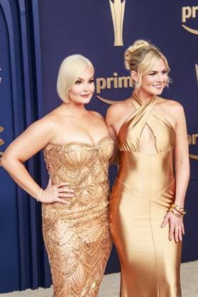 May 16, 2024, Frisco, Tx, USA: Tigirlily Gold - Kendra Slaubaugh, Krista Slaubaugh attends the 59th Academy of Country Music Awards at Omni Frisco Hotel at The Star on May 16, 2024 in Frisco, Texas. Frisco USA - ZUMAs181 20240516_zea_s181_160 Copyright: xOzziexBx